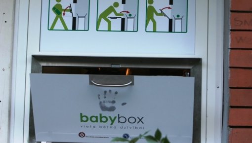   : 2011 ,  Baby Box   