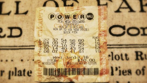      Powerball   758,7  