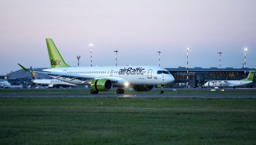 airBaltic:          