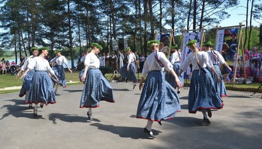 Augšdaugava:  ,     