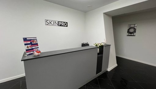 SKINPRO   :      !