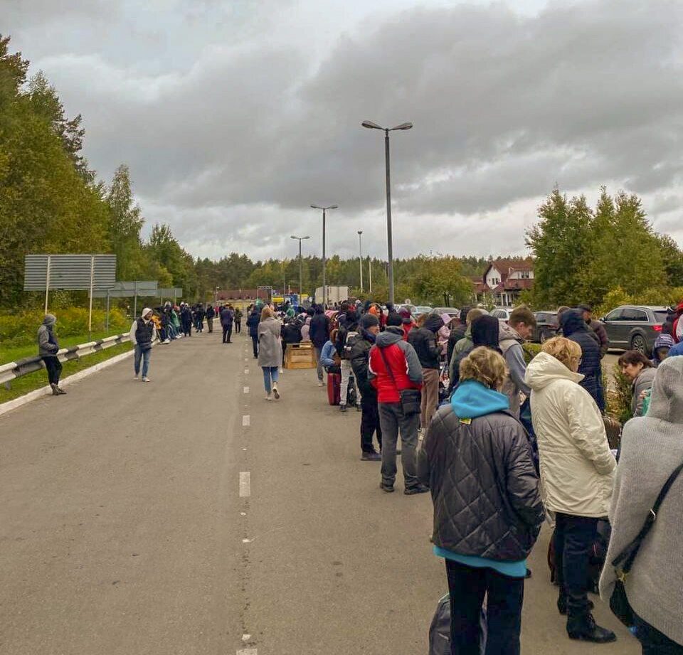 На границе ад, и в нем – сотни людей»