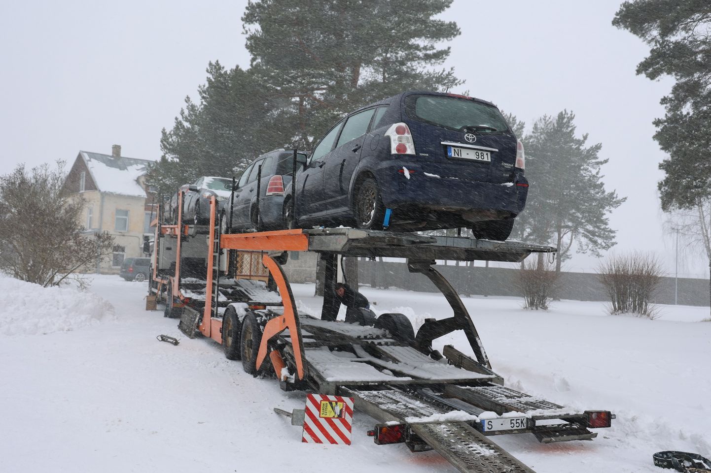 Конфискованные автомобили