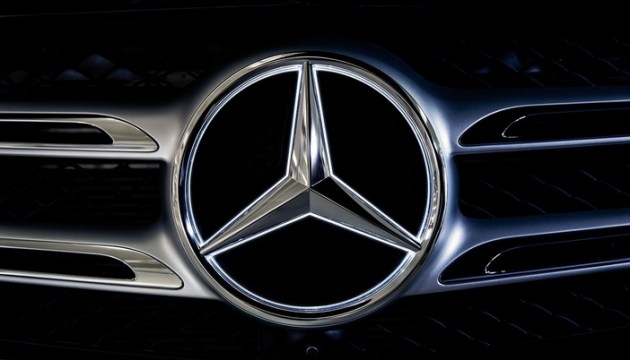   :      Mercedes-Benz